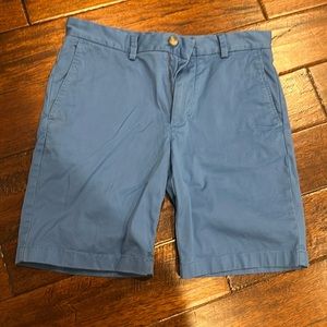 Vineyard Vines khaki shorts
